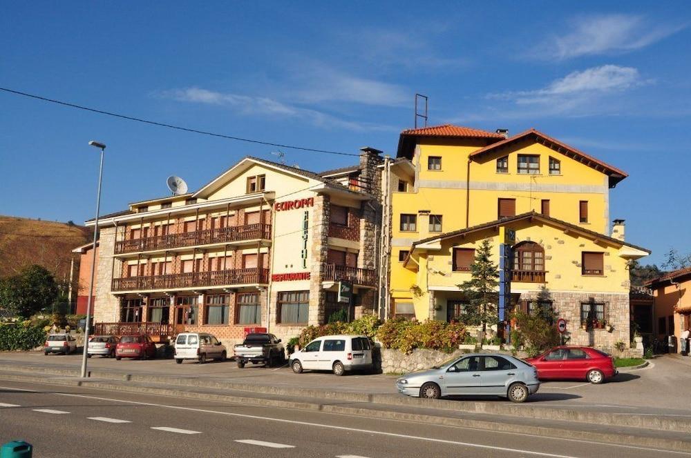San Roque del Acebal Hostal Europa מראה חיצוני תמונה