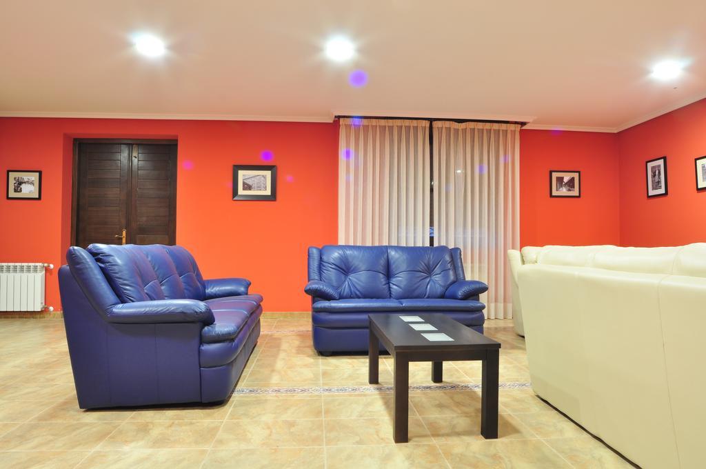 San Roque del Acebal Hostal Europa מראה חיצוני תמונה