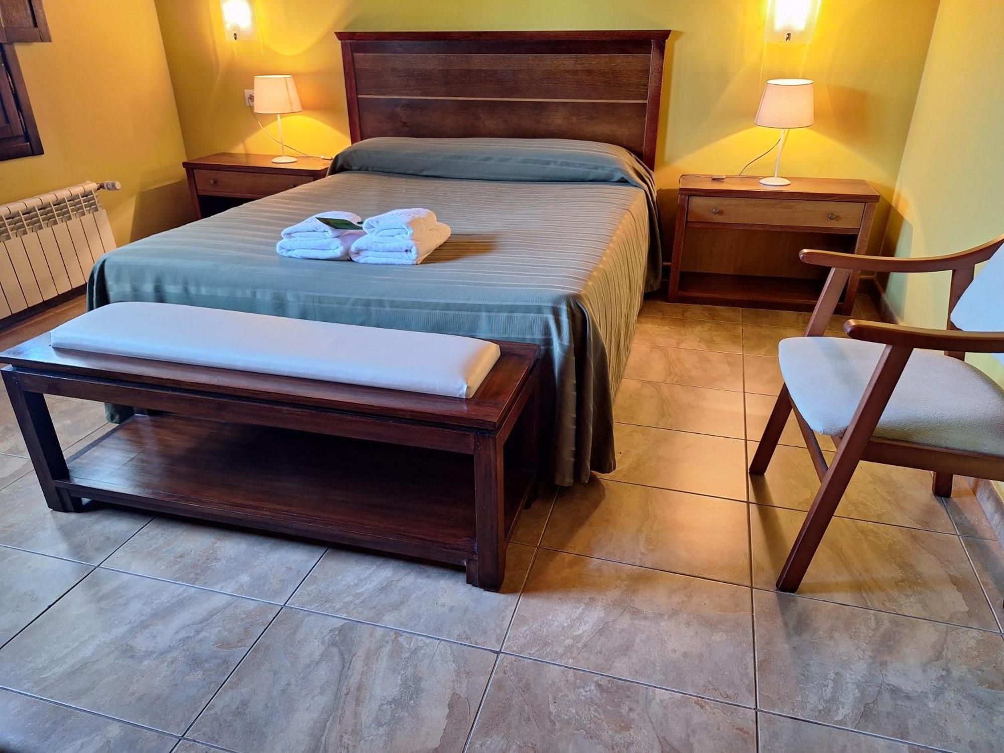 San Roque del Acebal Hostal Europa מראה חיצוני תמונה