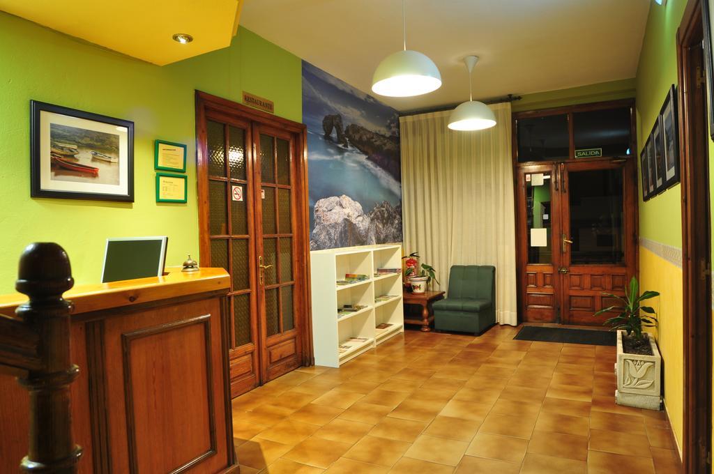 San Roque del Acebal Hostal Europa מראה חיצוני תמונה