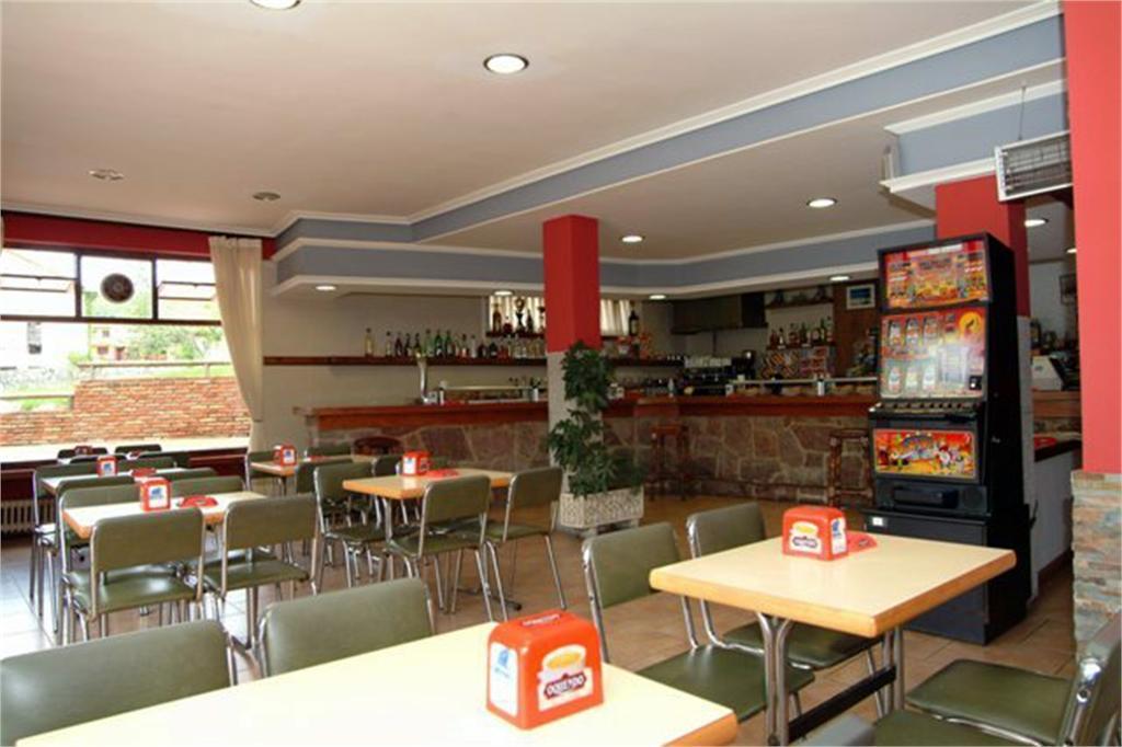 San Roque del Acebal Hostal Europa מראה חיצוני תמונה