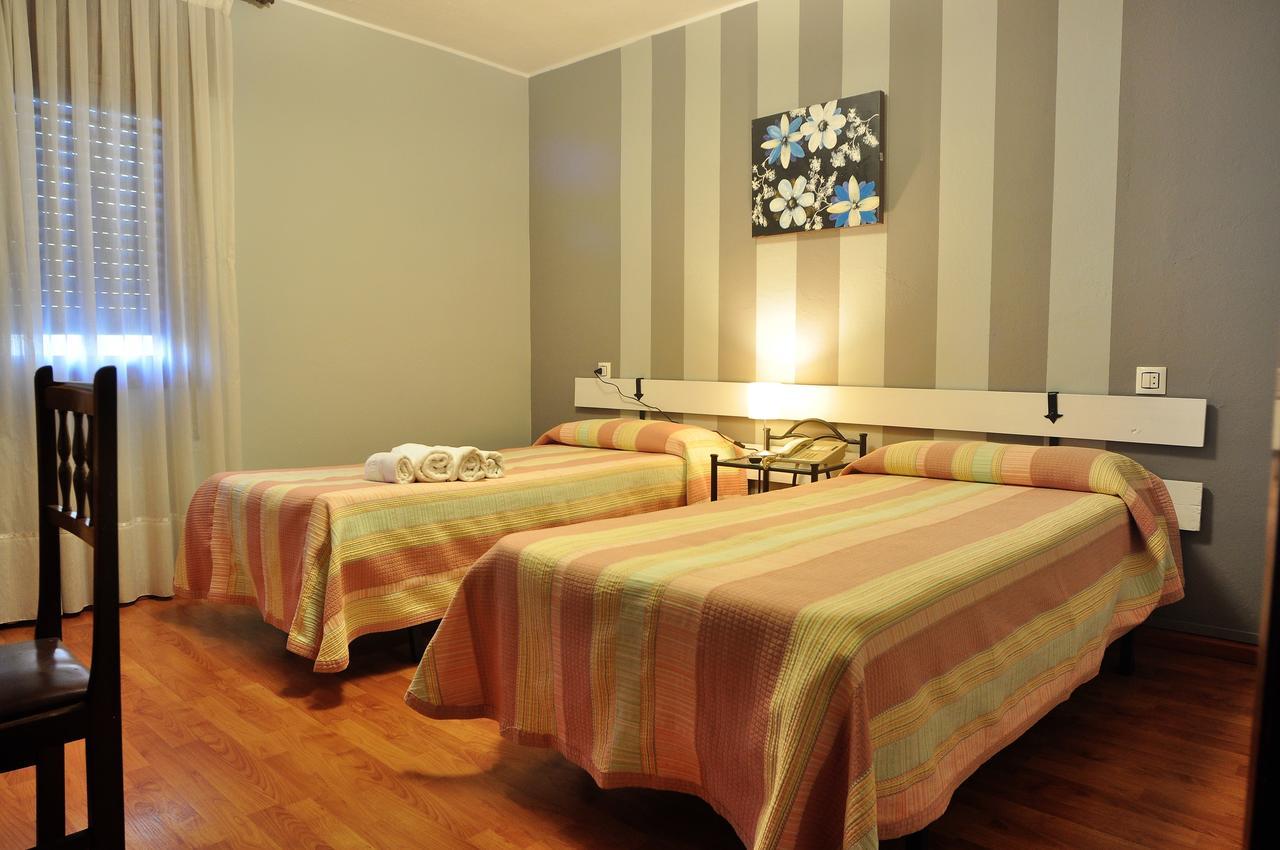San Roque del Acebal Hostal Europa מראה חיצוני תמונה